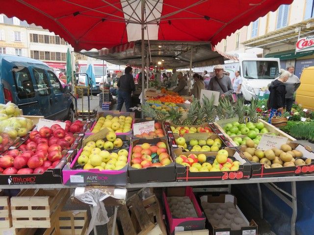 0940122283_40_marche.jpg
